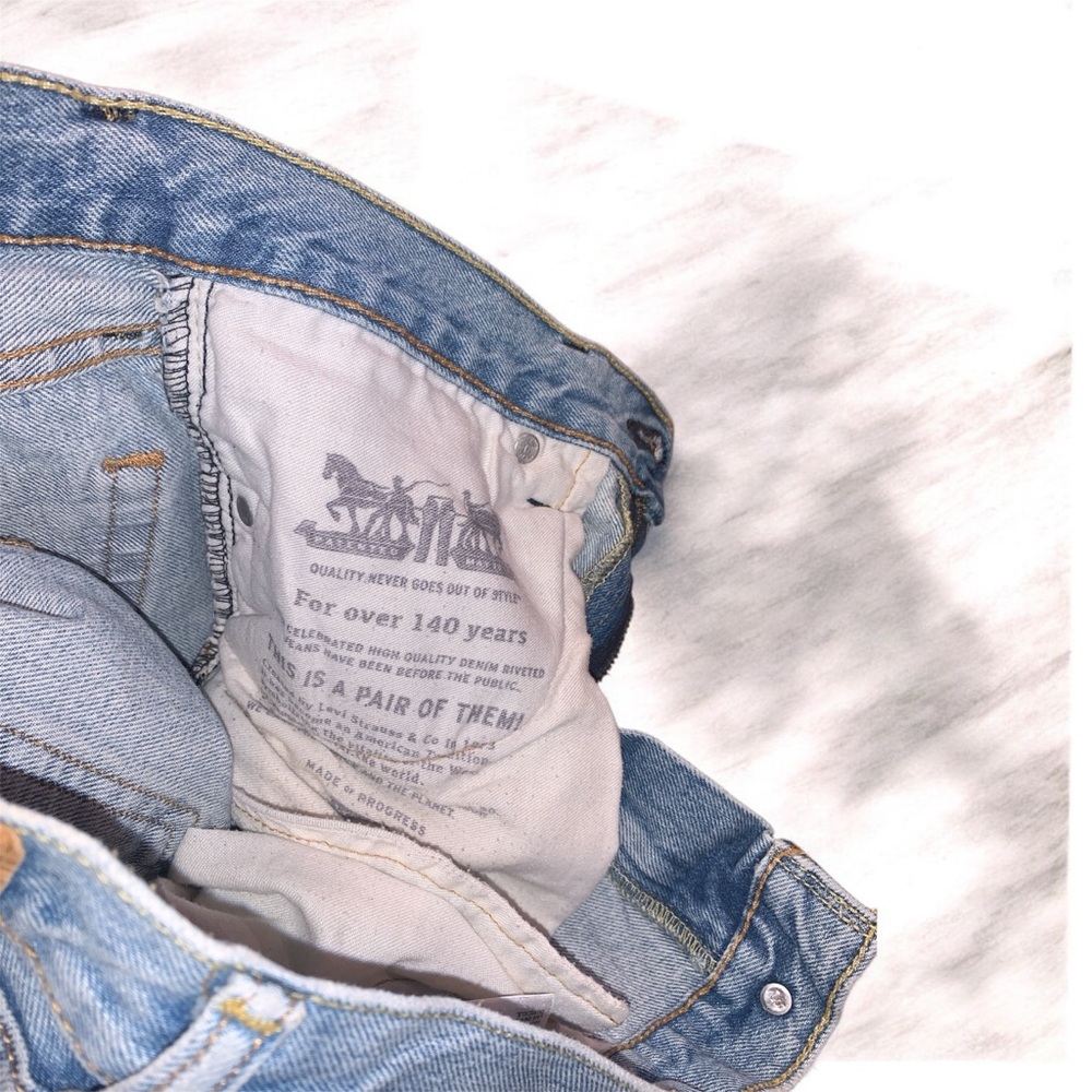 Levi’s Men's Light Blue Jeans Sz 33X30 - Picture 6 of 6